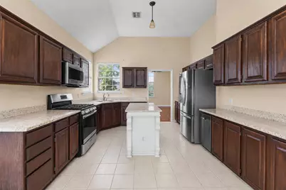 1128 Kensington Drive, DeSoto, TX 75115 - Photo 14