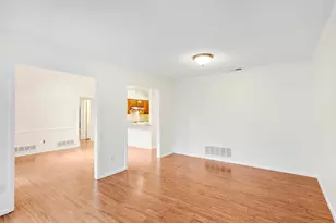 2531 Lake Bend Terrace, Carrollton, TX 75006 - Photo 14