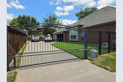 1004 Dover Heights Trail, Mansfield, TX 76063 - Photo 2
