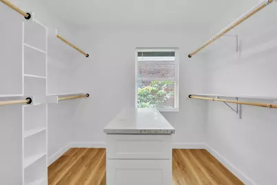 203 E 7th Street, Irving, TX 75060 - Photo 10
