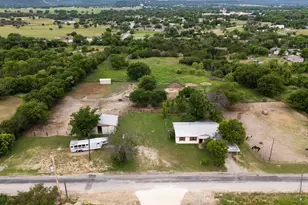 418 S Broadway St, Meridian, TX 76665 - Photo 26