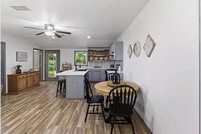 10015 Shoreline Drive, Wills Point, TX 75169 - Photo 14
