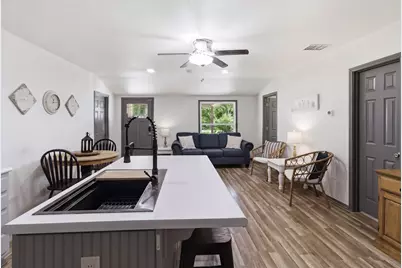 10015 Shoreline Drive, Wills Point, TX 75169 - Photo 10