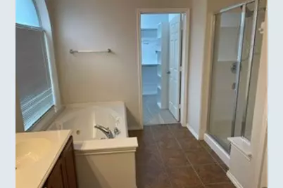 1740 Hidden Brook Drive, Grand Prairie, TX 75050 - Photo 6