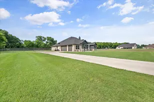 1052 Kessler Rd, Weatherford, TX 76087 - Photo 34