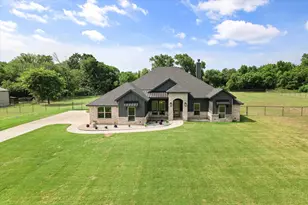 1052 Kessler Rd, Weatherford, TX 76087 - Photo 2