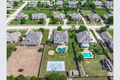 1635 Desert Hills Drive, Fort Worth, TX 76052 - Photo 38