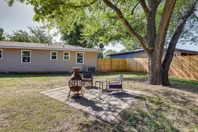 230 Davis Avenue, Stephenville, TX 76401 - Photo 8