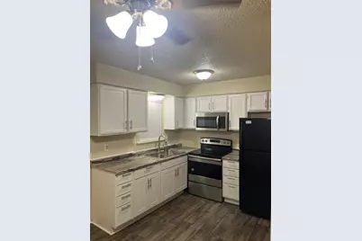 208 N Church Street, Hillsboro, TX 76645 - Photo 8