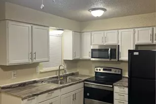 208 N Church St, Hillsboro, TX 76645 - Photo 8