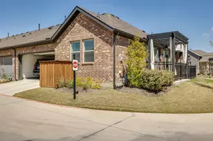 4801 Midnight Violet Wy, Arlington, TX 76005 - Photo 2