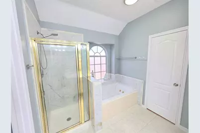 13618 Sablegrove Lane, Houston, TX 77014 - Photo 18