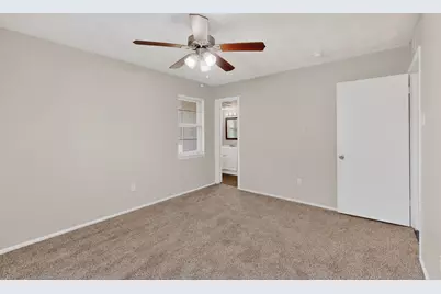2718 Wesleyan Drive, Irving, TX 75062 - Photo 26