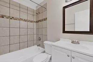 2718 Wesleyan Dr, Irving, TX 75062 - Photo 20