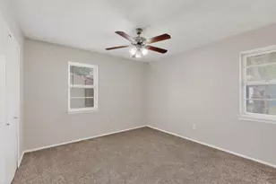 2718 Wesleyan Dr, Irving, TX 75062 - Photo 22