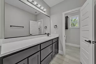 225 NW 16th St, Grand Prairie, TX 75050 - Photo 12
