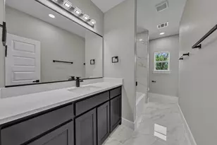 225 NW 16th St, Grand Prairie, TX 75050 - Photo 28