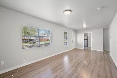 306 N Walnut Street, Roanoke, TX 76262 - Photo 4