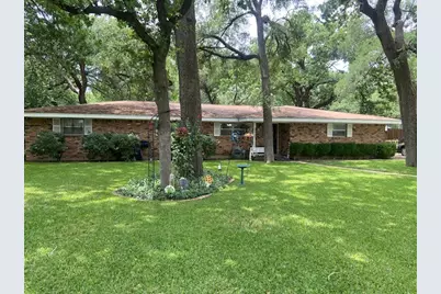 2333 N Carrier Parkway, Grand Prairie, TX 75050 - Photo 2