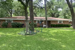 2333 N Carrier Pkwy, Grand Prairie, TX 75050 - Photo 2