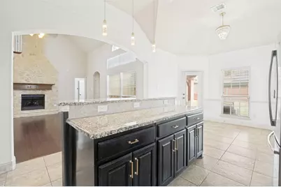 2919 Sendero, Grand Prairie, TX 75054 - Photo 10