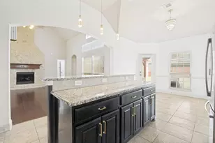 2919 Sendero, Grand Prairie, TX 75054 - Photo 10