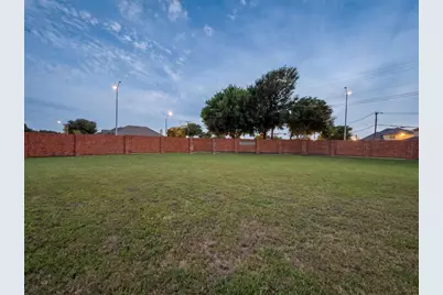1435 Fleetwood Cove Drive, Grand Prairie, TX 75052 - Photo 36