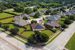 1435 Fleetwood Cove Dr, Grand Prairie, TX 75052 - Photo 34