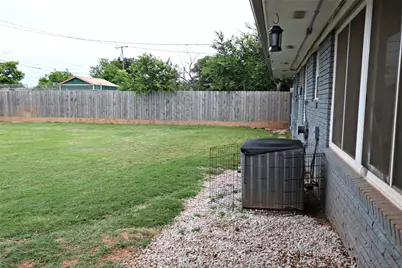 413 W Rogers, Wichita Falls, TX 76309 - Photo 26