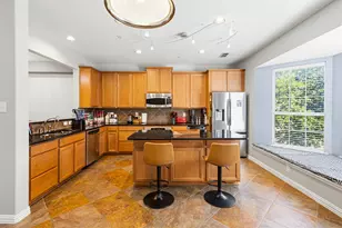 1530 Biltmore Ln, Irving, TX 75063 - Photo 4