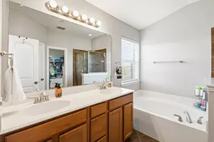 1530 Biltmore Ln, Irving, TX 75063 - Photo 22
