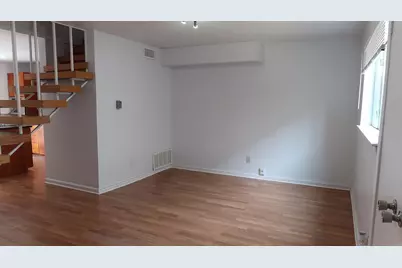 4021 Cole Avenue #204, Dallas, TX 75204 - Photo 2