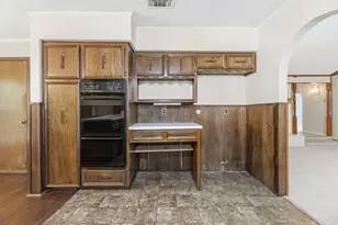 2502 Ashbury Dr, Arlington, TX 76015 - Photo 26