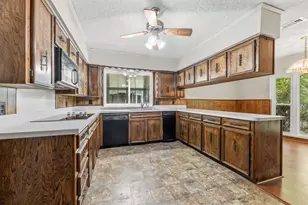 2502 Ashbury Dr, Arlington, TX 76015 - Photo 22