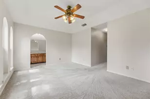 2502 Ashbury Dr, Arlington, TX 76015 - Photo 16