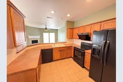 106 Constitution Drive, Euless, TX 76040 - Photo 6