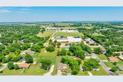 808 S Jefferson Street, Pilot Point, TX 76258 - Photo 28