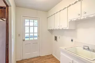 808 S Jefferson St, Pilot Point, TX 76258 - Photo 24