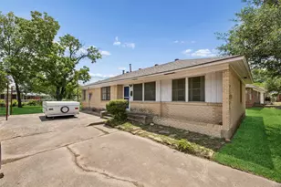 3040 June Dr, Dallas, TX 75211 - Photo 24