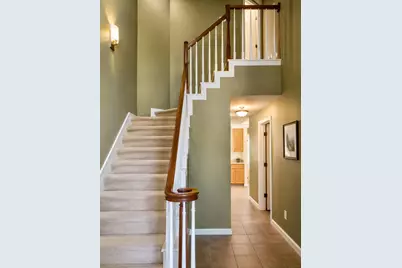 1104 W Winding Creek Drive, Grapevine, TX 76051 - Photo 2