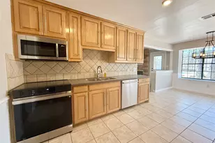 4804 Fawn Valley Ct, Arlington, TX 76017 - Photo 14