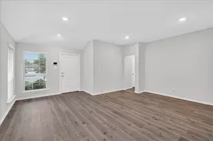 1610 Kalamath St, Forney, TX 75126 - Photo 2
