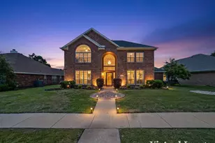 2317 Wellesly Rd, Rowlett, TX 75089 - Photo 2