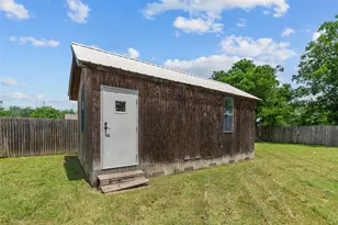109 S 1st St, Godley, TX 76044 - Photo 26