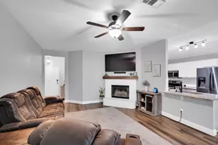 1517 S 3rd St, Midlothian, TX 76065 - Photo 6