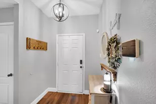 1517 S 3rd St, Midlothian, TX 76065 - Photo 4