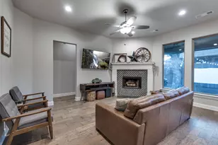 4033 Orchard Park Ln, Midlothian, TX 76065 - Photo 8