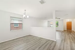 13330 Sorrento Dr, Frisco, TX 75035 - Photo 4