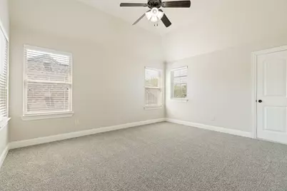 9504 National Pines Drive, McKinney, TX 75072 - Photo 10