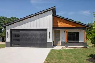 601 Hettie St, Denton, TX 76209 - Photo 2